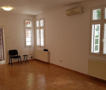 Zona Dorobanti Floreasca, casa cu 4 camere de inchiriat, 130 mp utili - Photo 2