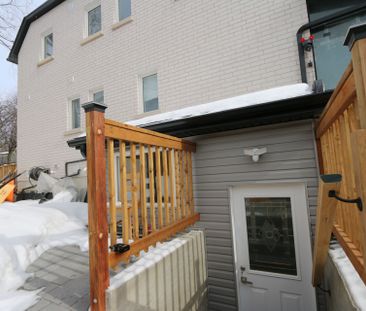 For Lease - 20 Sonmore Drive Unit# Garden House Basement, Toronto, ... - Photo 4