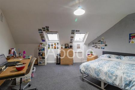 6 bedroom flat to rent - Photo 3