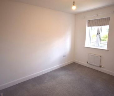 3 bedroom semi-detached house to rent - Photo 4