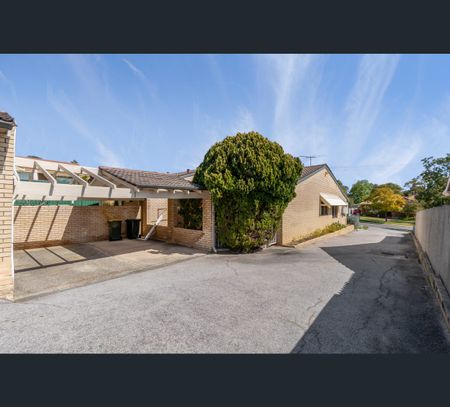 1/156 Gwenyfred Road, Kensington, WA 6151 - Photo 2
