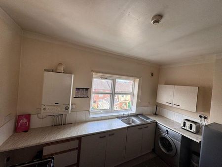 1 bedroom flat to rent - Photo 4