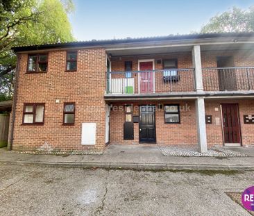 Wordsworth Court, Chelmsford - Photo 4
