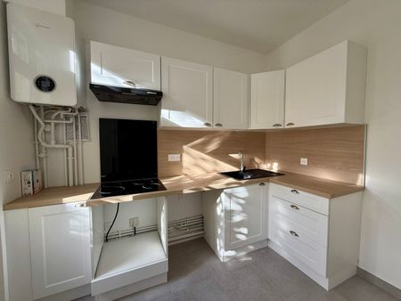 Location Appartement 3 pièces 53m² - Photo 3