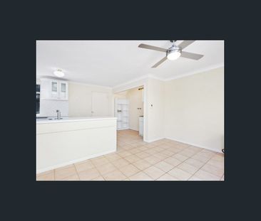 Contemporary 3x2 Townhouse Moments from the Vic Park Café Strip - Photo 5