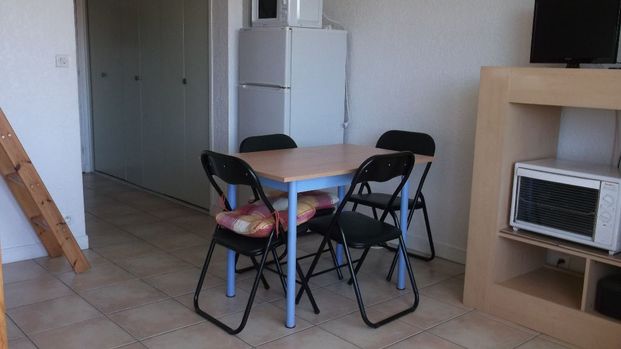 Location Appartement 1 pièce 24m² - Photo 1
