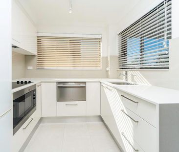 Unit 3/13 Campbell Crescent, Terrigal - Photo 1