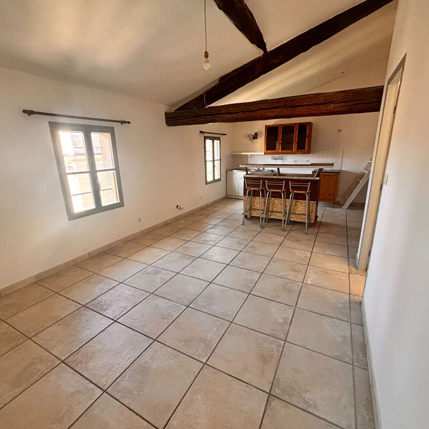 Location Appartement 2 pièces 42m² NIMES 30000 - Photo 1