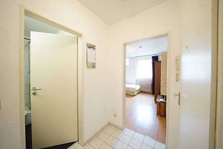 VERMIETET 1-Zimmerwohnung mit Einbauküche - Foto 2