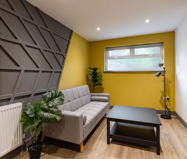 1 bedroom in a house share to rent - Photo 4
