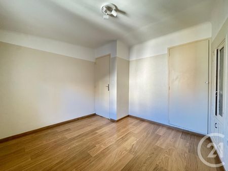Location Appartement 4 pièces 70m² MONTPELLIER 34000 - Photo 3