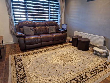 3 bedroom semi-detached house to rent - Photo 3