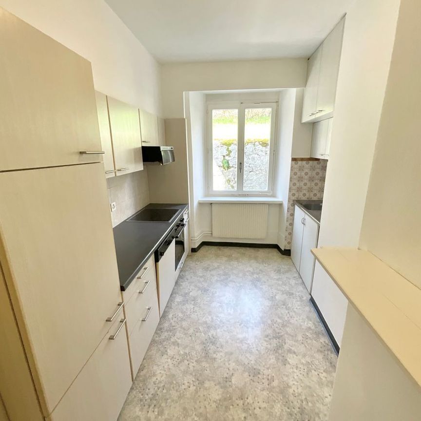 Bel appartement de 4 pièces au rez-de-chaussée - Foto 1