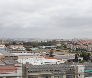 Aguas Livres, Lisbon - Photo 4