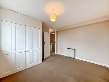 3 bedroom apartment to rent - Photo 5