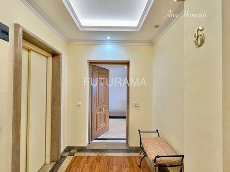 Apartamento T4 - Photo 2