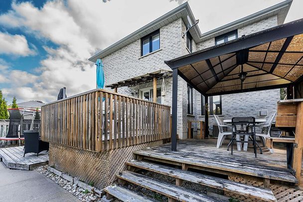 For Lease - 2 Grace Crescent, Barrie, Ontario - Photo 1