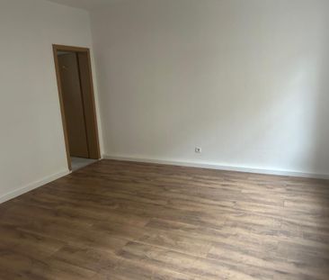 Erstbezug nach Renovierung! Gemütliche 2- Raum-Wohnung Nähe südlich... - Photo 2