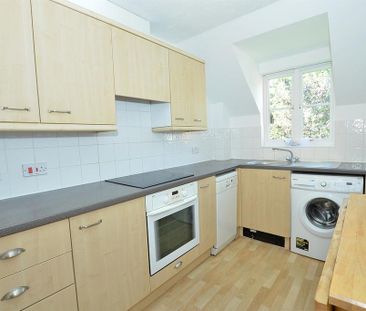 2 bedroom apartment to rent - Photo 4