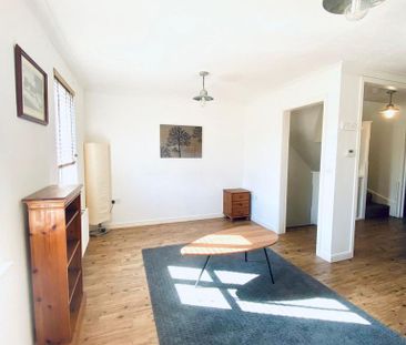 4 bedroom semi-detached house to rent - Photo 3