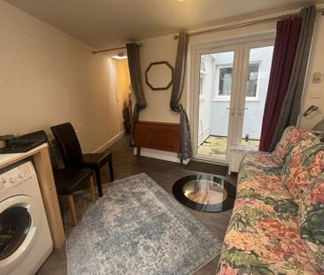 Crown Road - Photo 1