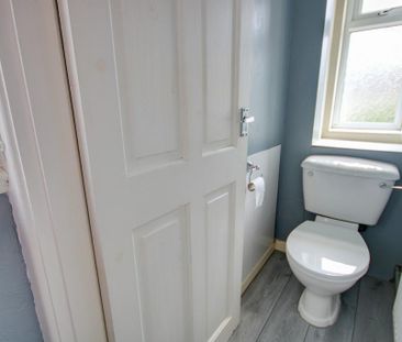 3 bedroom end of terrace house to rent - Photo 5