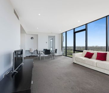 Furnished 2 bedroom Apartment with AMAZING views! Study nook! - Photo 6