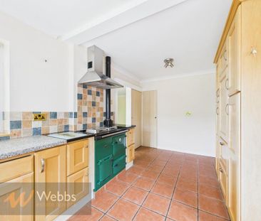 3 bedroom detached bungalow to rent - Photo 3