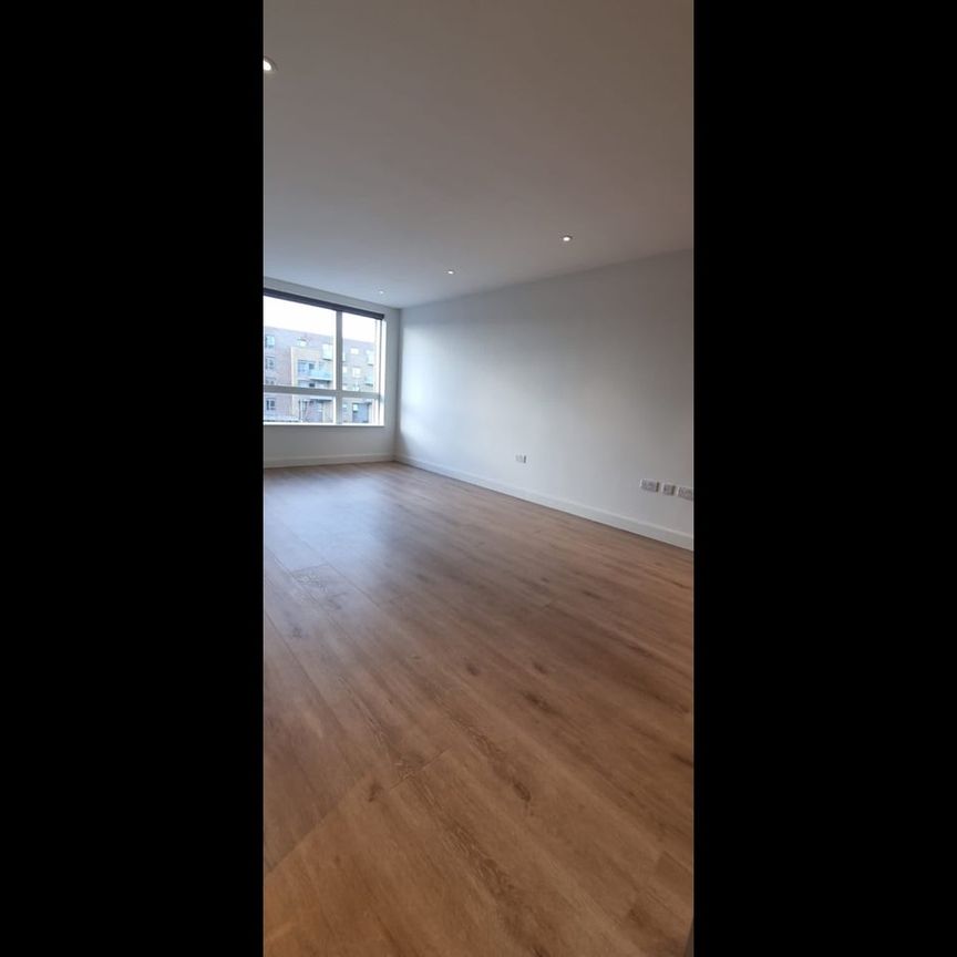 1 Bed Flat, Compass Court, N8 - Photo 1