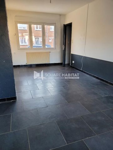 Location Maison 4 pièces 77m² LE CATEAU CAMBRESIS 59360 - Photo 2