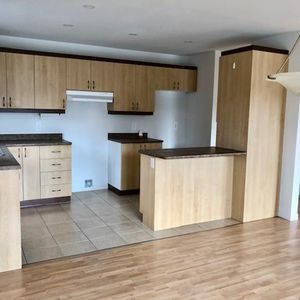 Beau et grand 4.5 de 1 200 p.c. pour 55 ans et plus - Photo 2