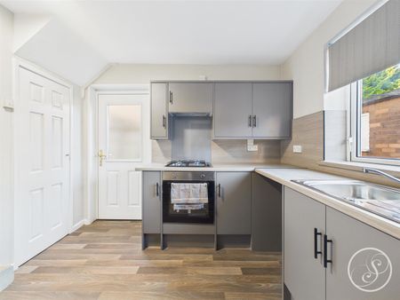 Barwick Road, Leeds - Photo 3