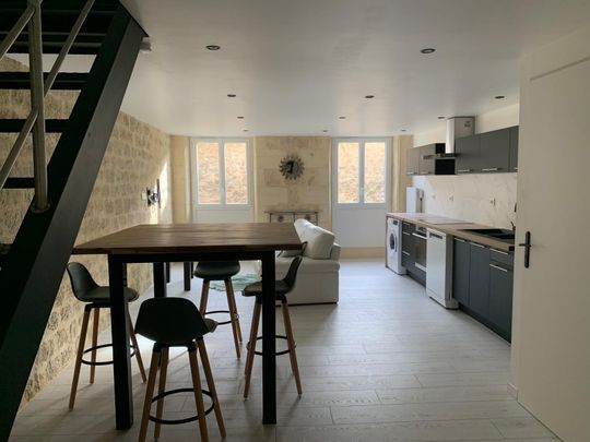 Location Appartement 3 pièces 63m² SAUVETERRE DE GUYENNE 33540 - Photo 1