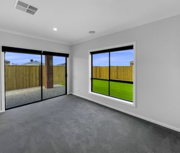 53 Snowbird Road, Winter Valley - Photo 3