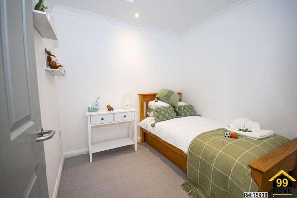 Commercial Square, Camborne, Cornwall, TR14 - Photo 1