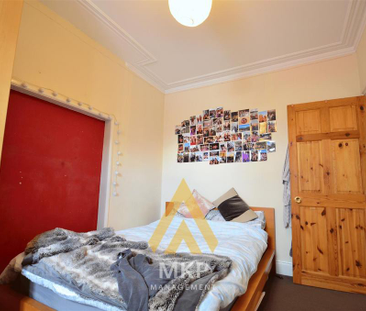 4 bedroom terraced house to rent - Photo 5