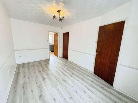 Tunbridge Grove, Kents Hill, Milton Keynes, Buckinghamshire, MK7 - Photo 5