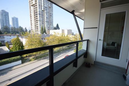 5211 Grimmer Street apartment — Burnaby, BC (1-Bedroom) - 1 Bedroom - Photo 2