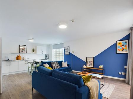 6 bedroom flat to rent - Photo 4