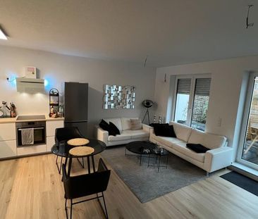 Sonnige 2 Zimmerwohnung mit großer Südterrasse, Stellplatz inkl. - Photo 4