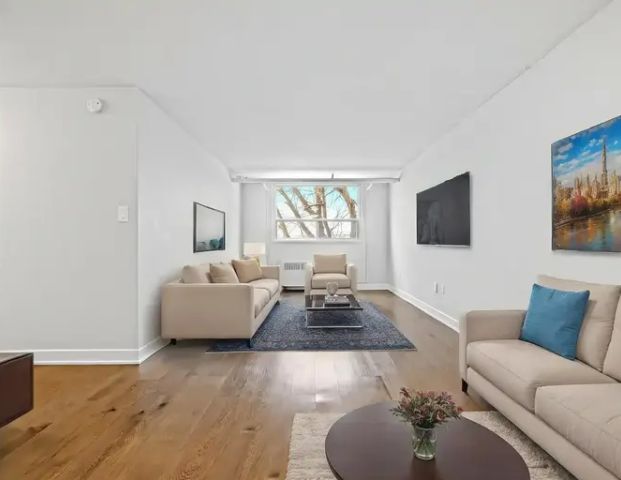 Mayfair | 1508 Princess Street, Kingston - Photo 1