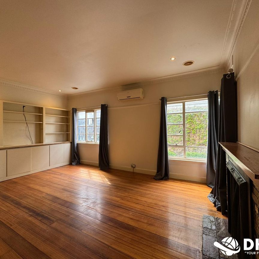 Spacious & Low-Maintenance 3-Bedroom Home - Photo 1