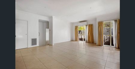 A Spacious & Stylish home set in a fantastic location - Photo 5