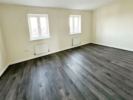 Ranger Drive, Wolverhampton, West Midlands, WV10 - Photo 3