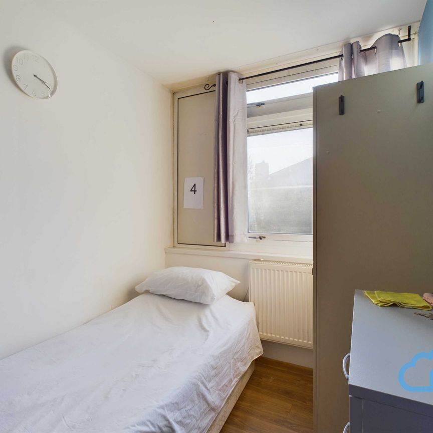 RM4 Chapman Street | Shadwell | London | E1 2NN - Photo 1
