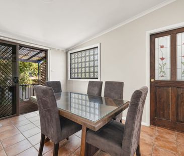 Three Bedroom Home - Photo 2