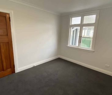 ONE BEDROOMS - CITY CENTRE - Photo 4