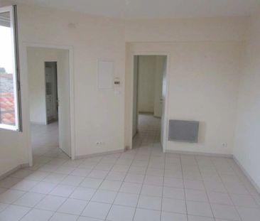 Location Appartement 3 pièces 51 m2 à Matha - Photo 1