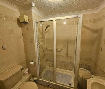 1 bedroom flat to rent - Photo 6