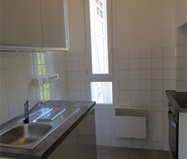 Location Appartement 3 pièces 43m² - Photo 3